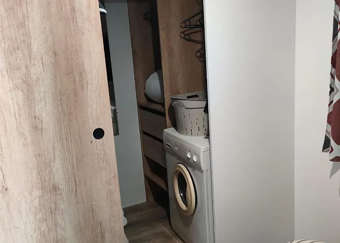 אתר קמפינג Jolie Mobil Climatise 58 סן ז'אן דה מון